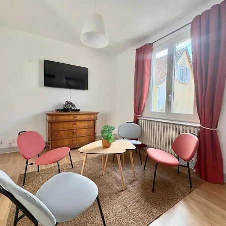 -new- Colmar, Parking, Comfort, Spacious Ferienhaus